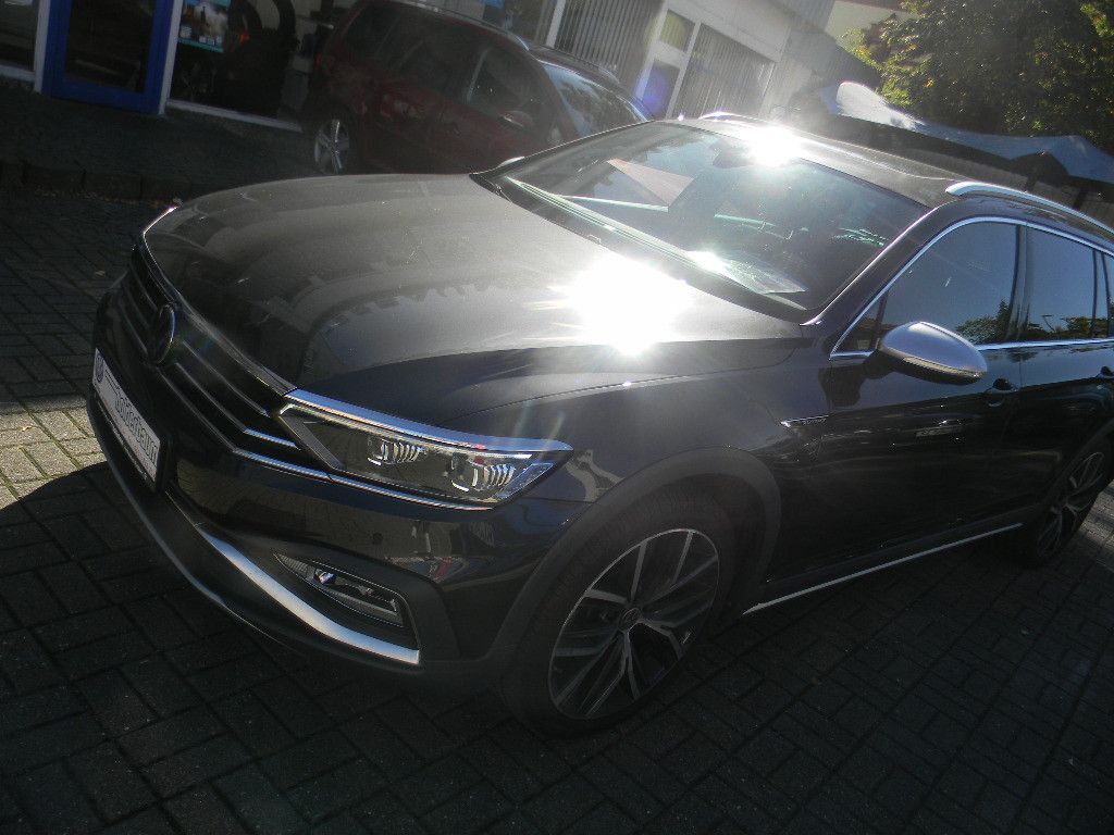 Volkswagen PASSAT ALLTRACK 2023 г. Серый, пробег 29400 км
