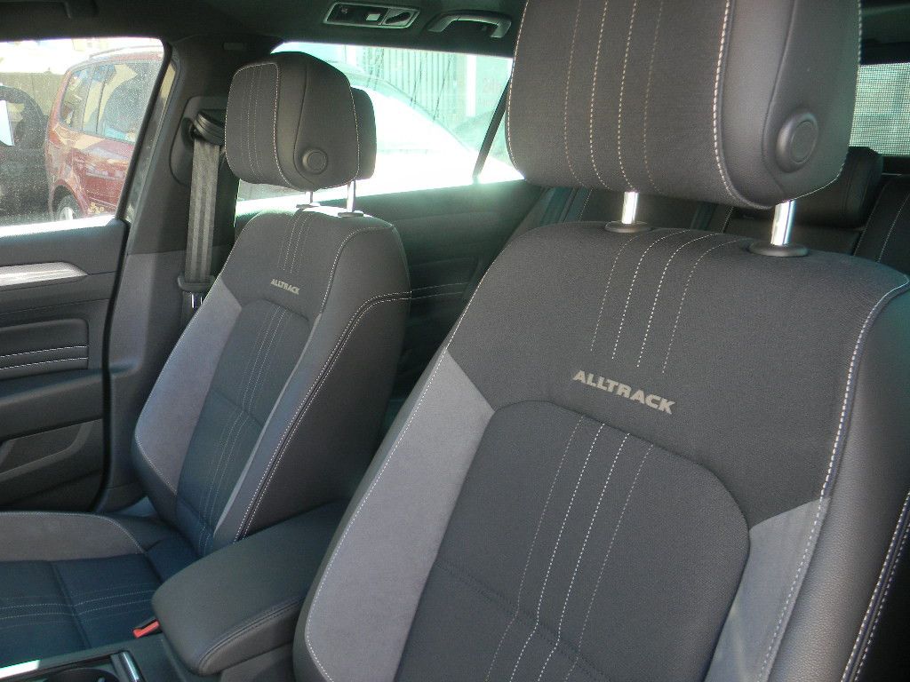 Volkswagen PASSAT ALLTRACK 2023 г. Серый, пробег 29400 км