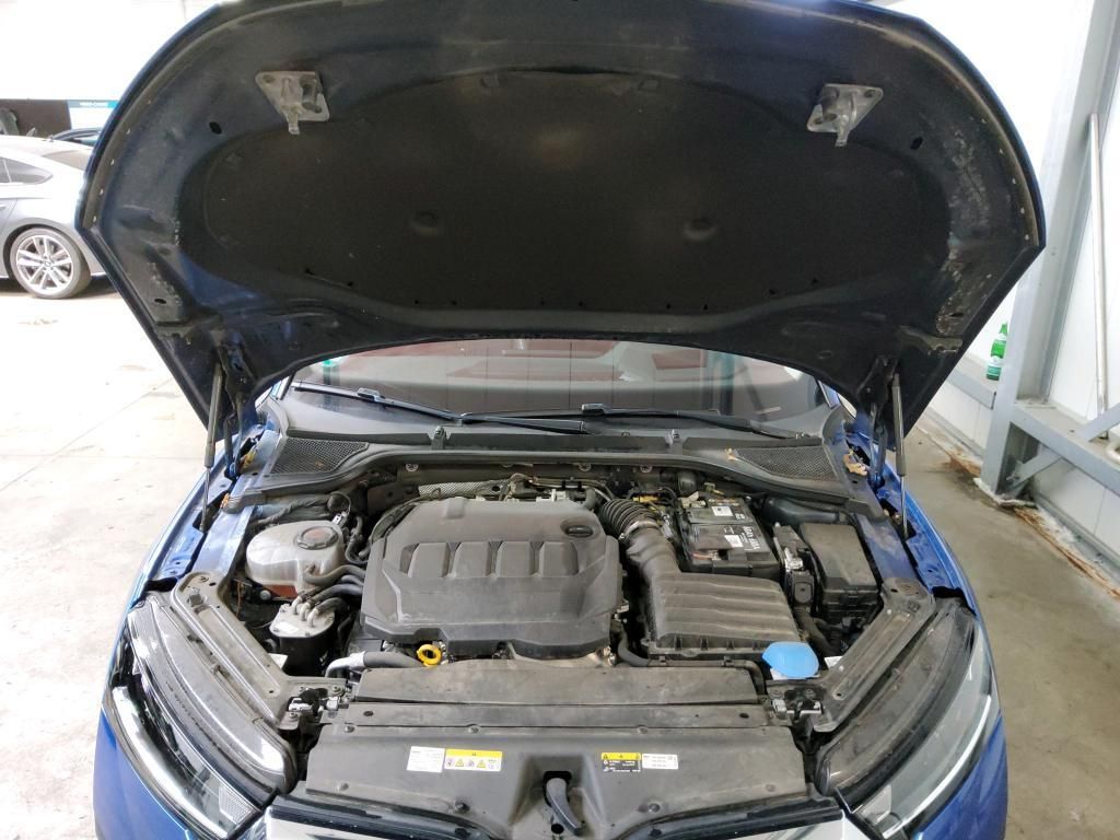 Skoda Octavia 2023 г. Синий, пробег 57790 км