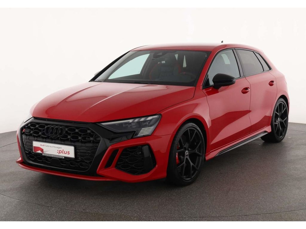 Audi RS3 2022 г. Красный, пробег 34231 км