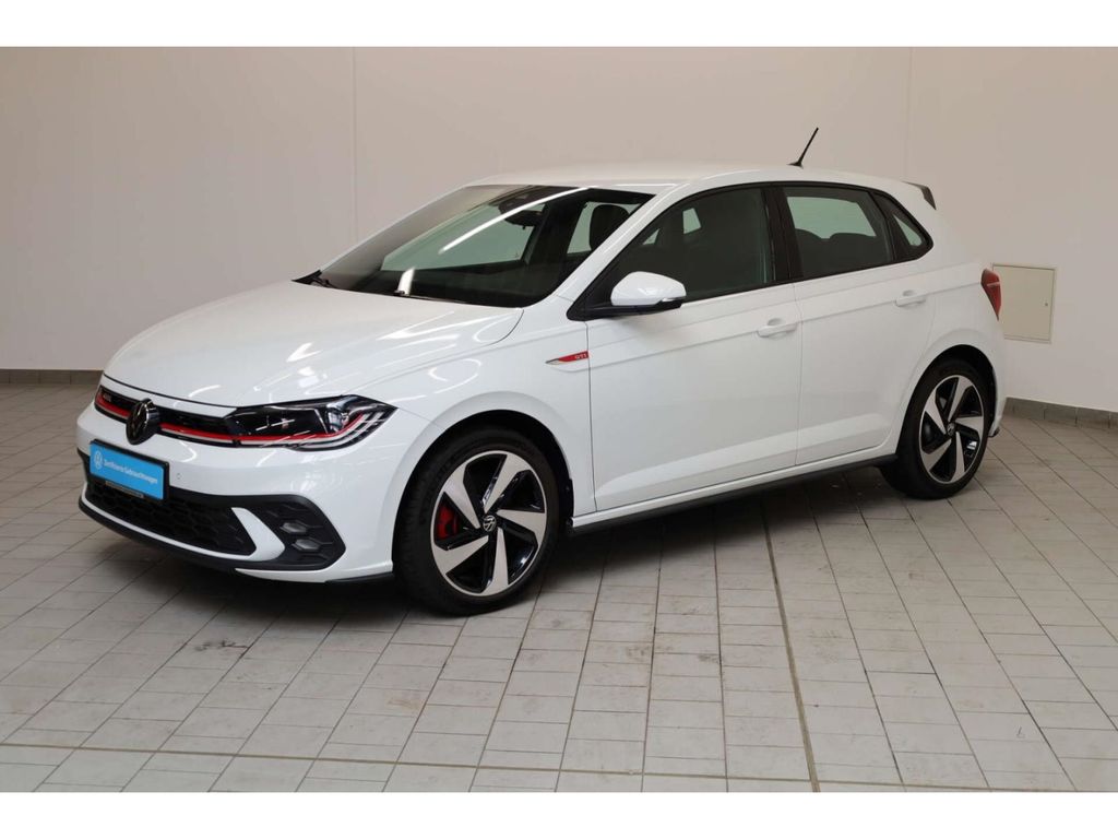 Volkswagen Polo 2024 г. Белый, пробег 27500 км