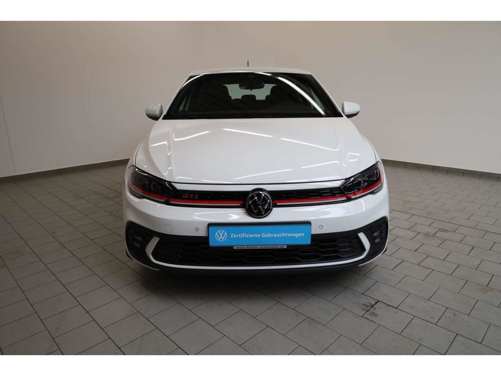 Volkswagen Polo 2024 г. Белый, пробег 27500 км