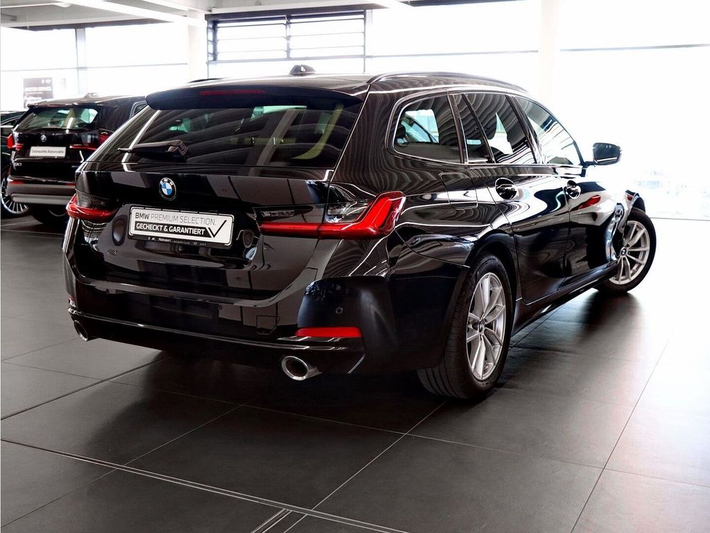 BMW 320 2023 г. Чёрный, пробег 31200 км