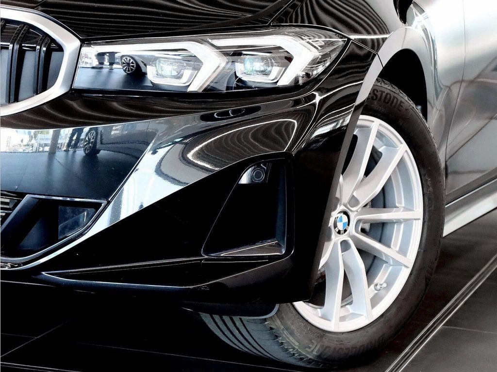 BMW 320 2023 г. Чёрный, пробег 31200 км