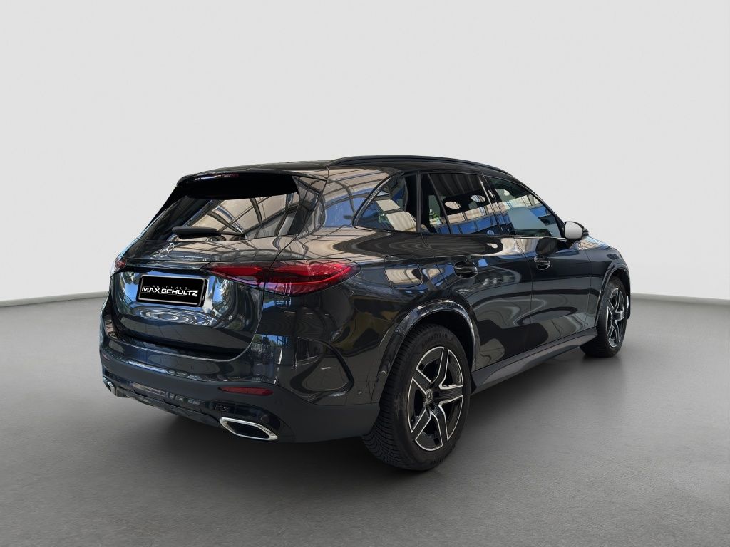 Mercedes-Benz GLC 220 2026 г. Серый, пробег 11683 км