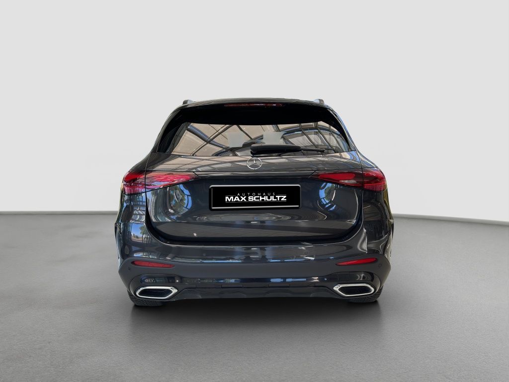 Mercedes-Benz GLC 220 2026 г. Серый, пробег 11683 км
