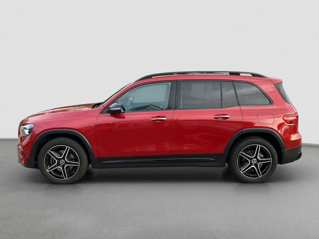 Mercedes-Benz GLB 200 2025 г. Красный, пробег 11925 км