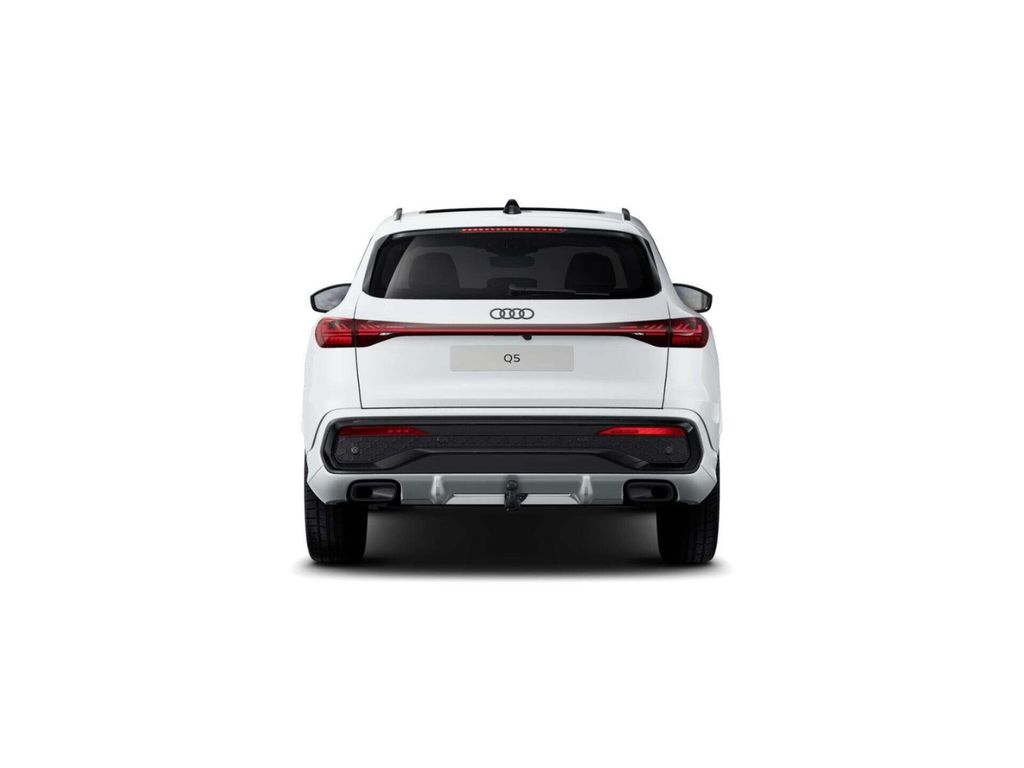 Audi Q5 2026 г. Белый, пробег 15566 км