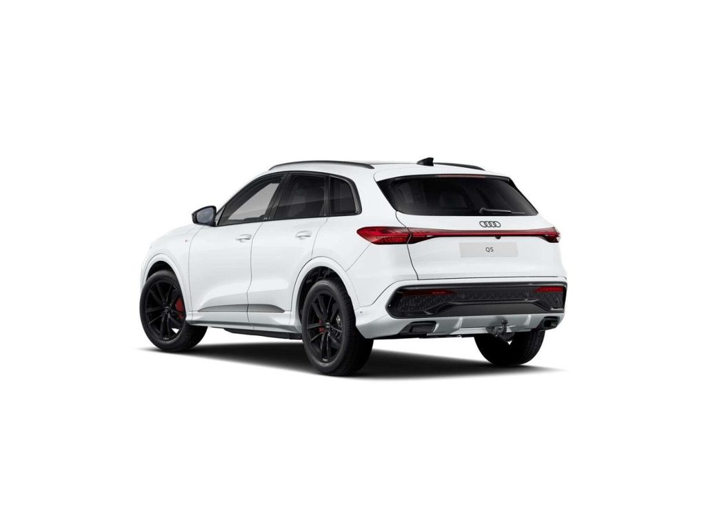 Audi Q5 2026 г. Белый, пробег 15566 км