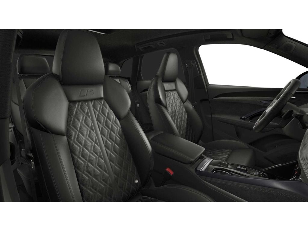 Audi SQ5 2026 г. Серый, пробег 14516 км