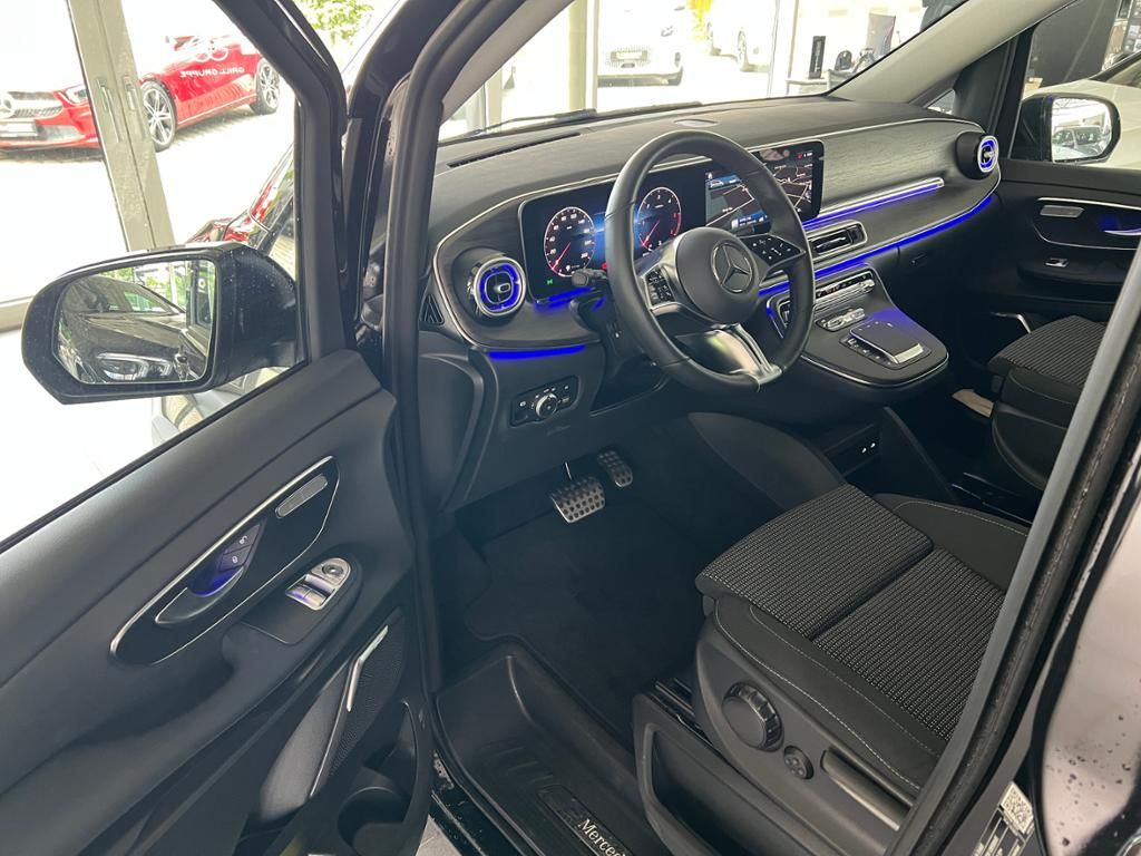 Mercedes-Benz V 250 2025 г. Чёрный, пробег 26190 км