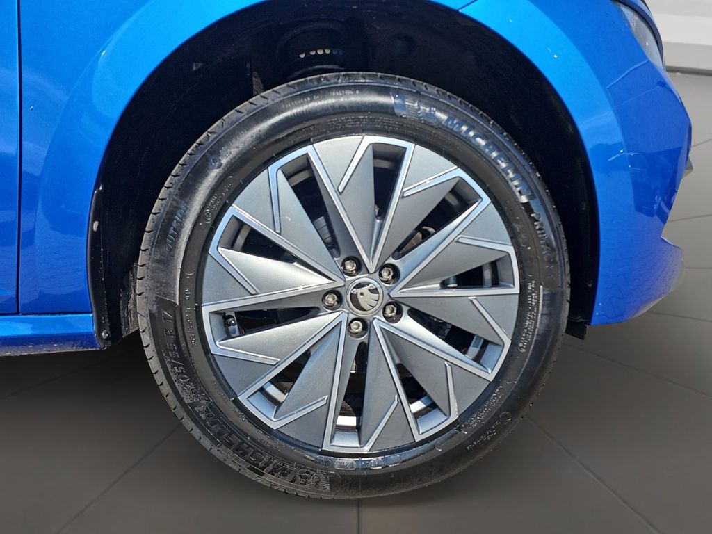 Skoda Kamiq 2022 г. Синий, пробег 52919 км