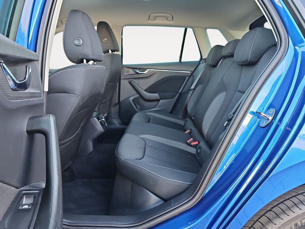 Skoda Kamiq 2022 г. Синий, пробег 52919 км