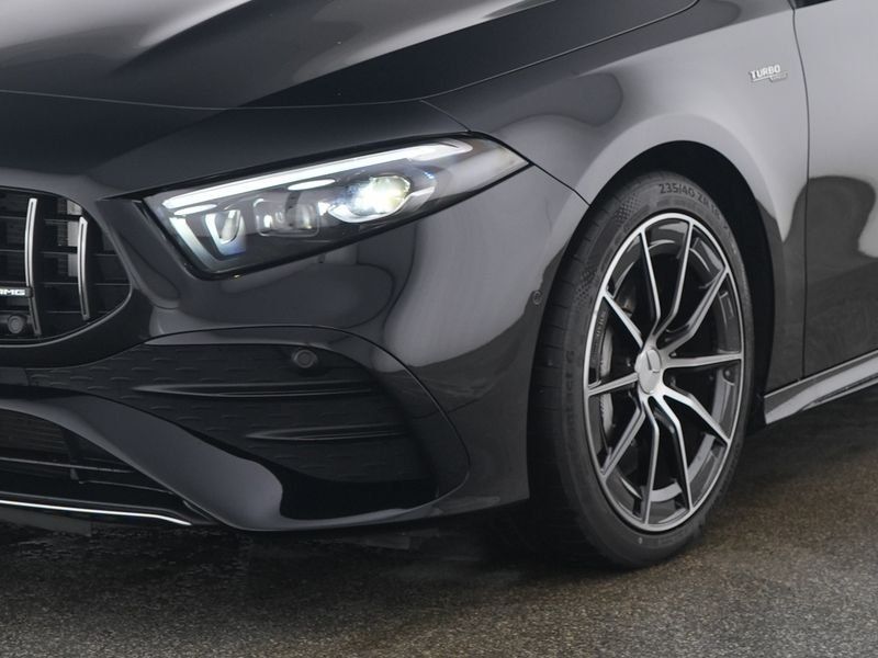 Mercedes-Benz A 35 AMG 2025 г. Чёрный, пробег 10292 км