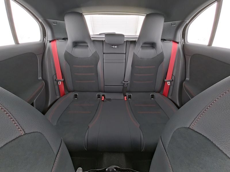 Mercedes-Benz A 35 AMG 2025 г. Чёрный, пробег 10292 км