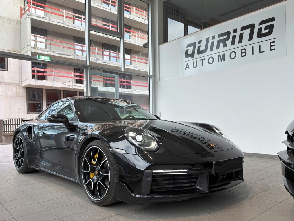 Porsche 992 2021 г. Чёрный, пробег 24030 км