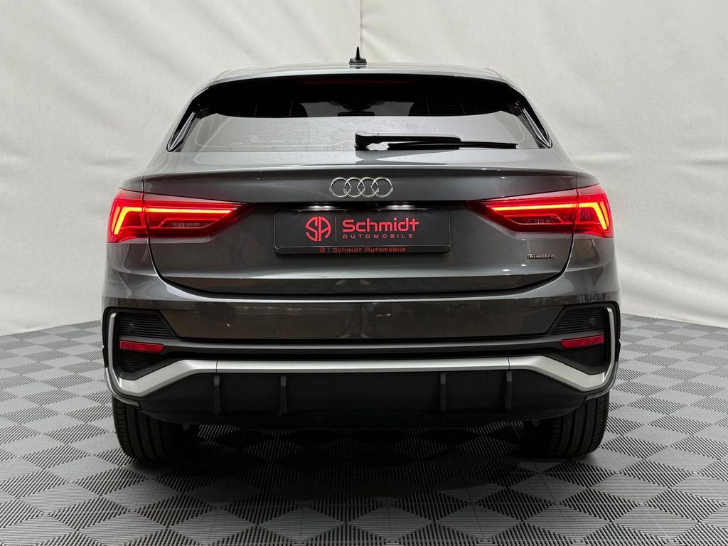 Audi Q3 2023 г. Серый, пробег 60000 км