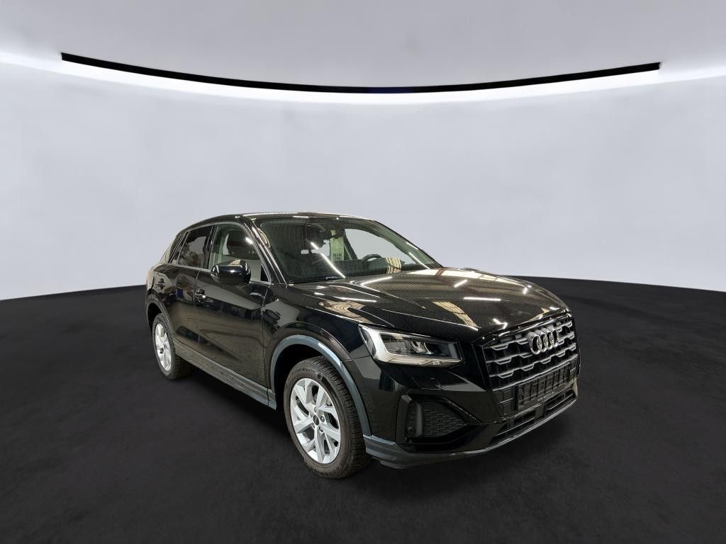 Audi Q2 2023 г. Чёрный, пробег 42600 км
