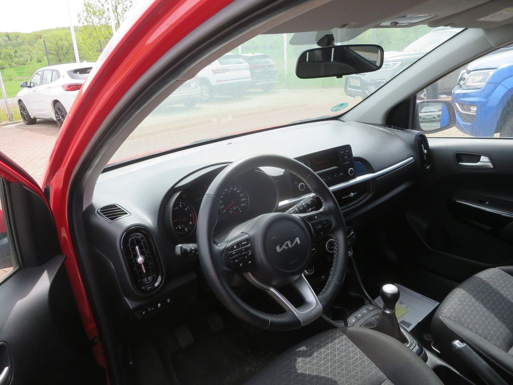 Kia Picanto 2021 г. Красный, пробег 17000 км