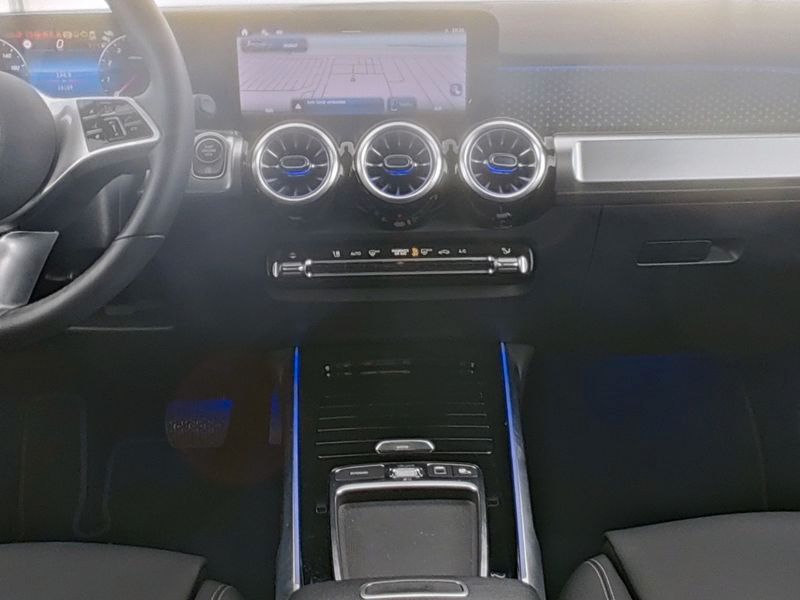 Mercedes-Benz GLB 250 2025 г. Синий, пробег 18169 км