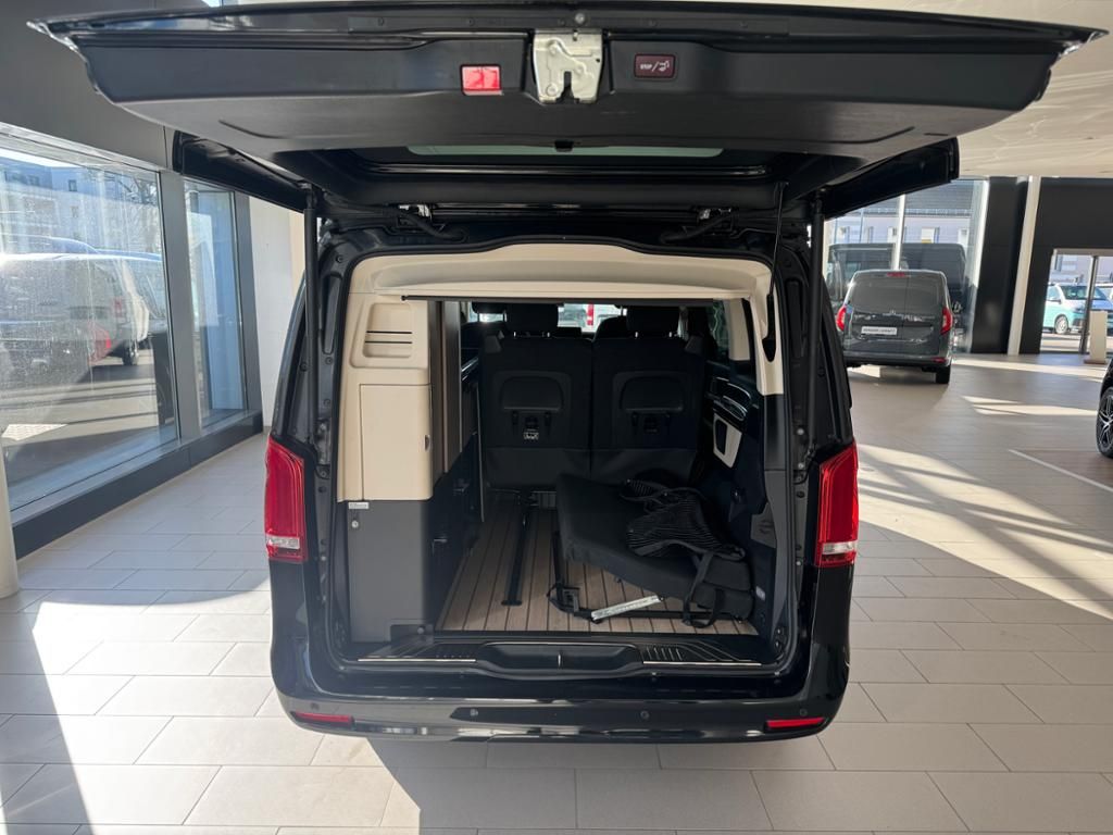 Mercedes-Benz V 250 2023 г. Чёрный, пробег 53110 км