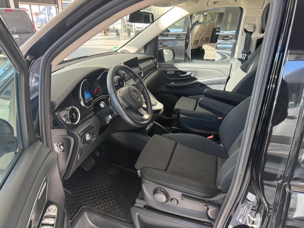 Mercedes-Benz V 250 2023 г. Чёрный, пробег 53110 км