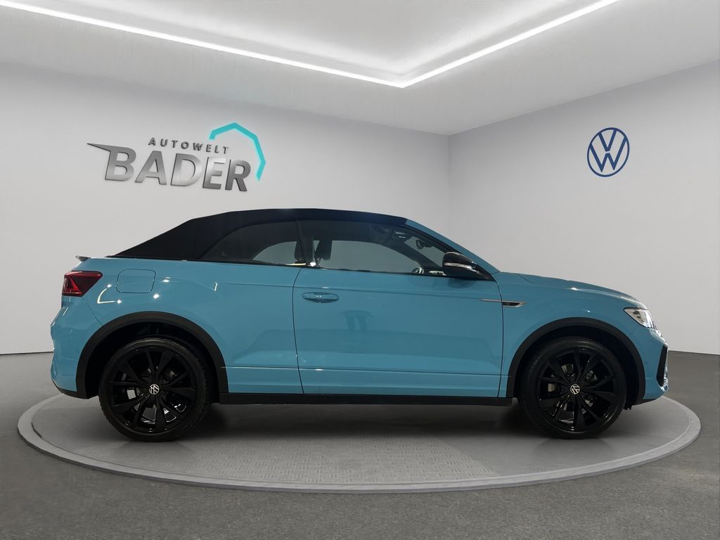 Volkswagen T-Roc 2023 г. Синий, пробег 21601 км