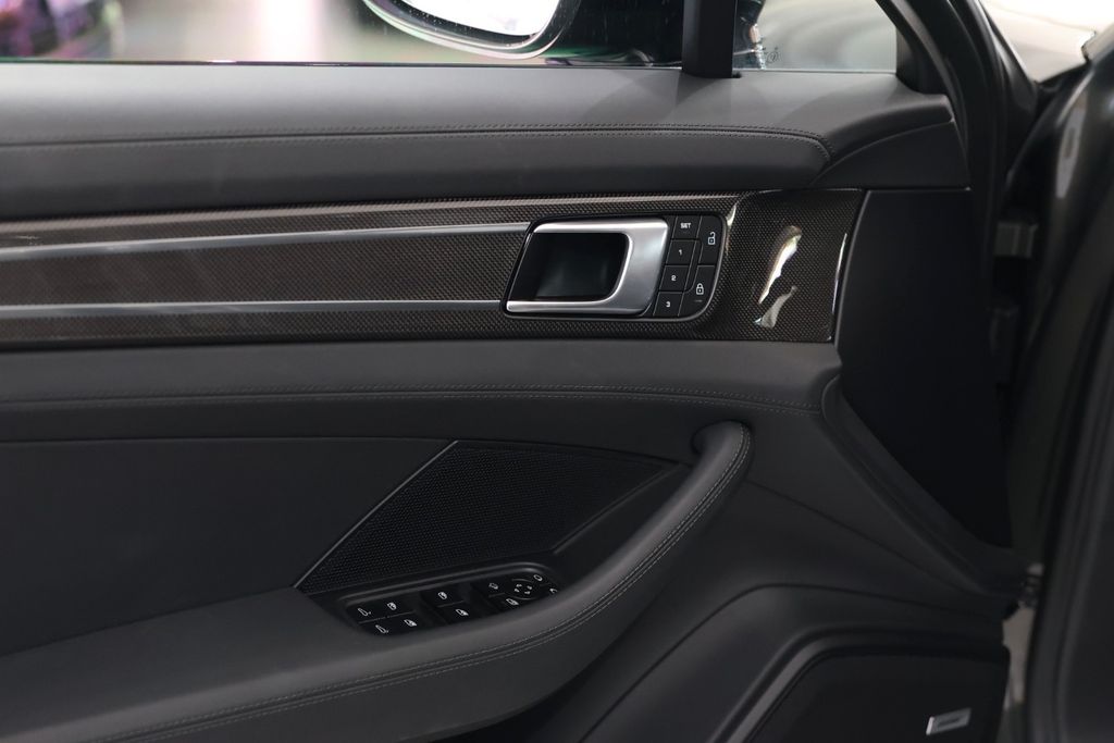 Porsche Panamera 2021 г. Зелёный, пробег 7780 км