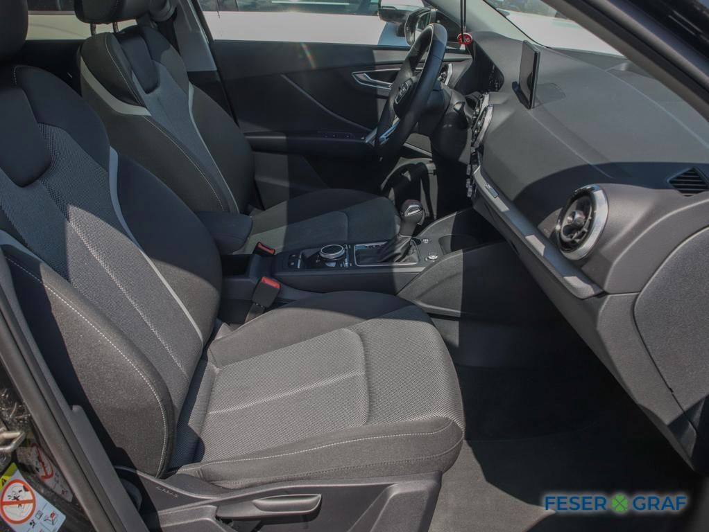 Audi Q2 2023 г. Чёрный, пробег 35500 км