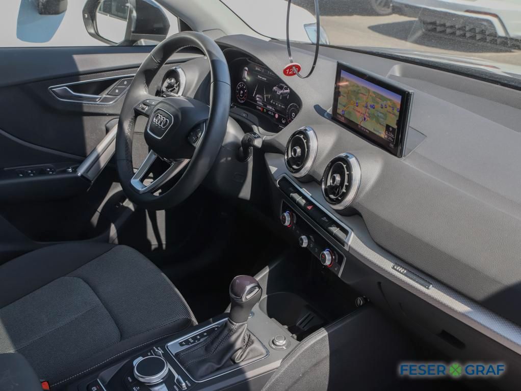 Audi Q2 2023 г. Чёрный, пробег 35500 км
