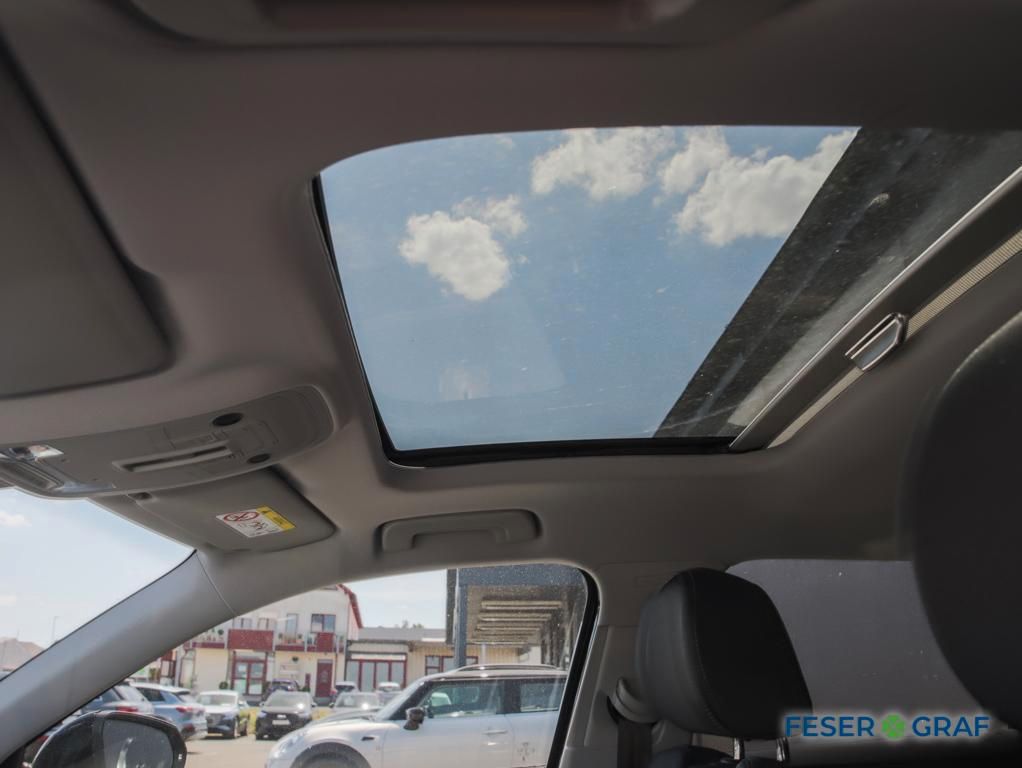 Audi Q2 2023 г. Чёрный, пробег 35500 км