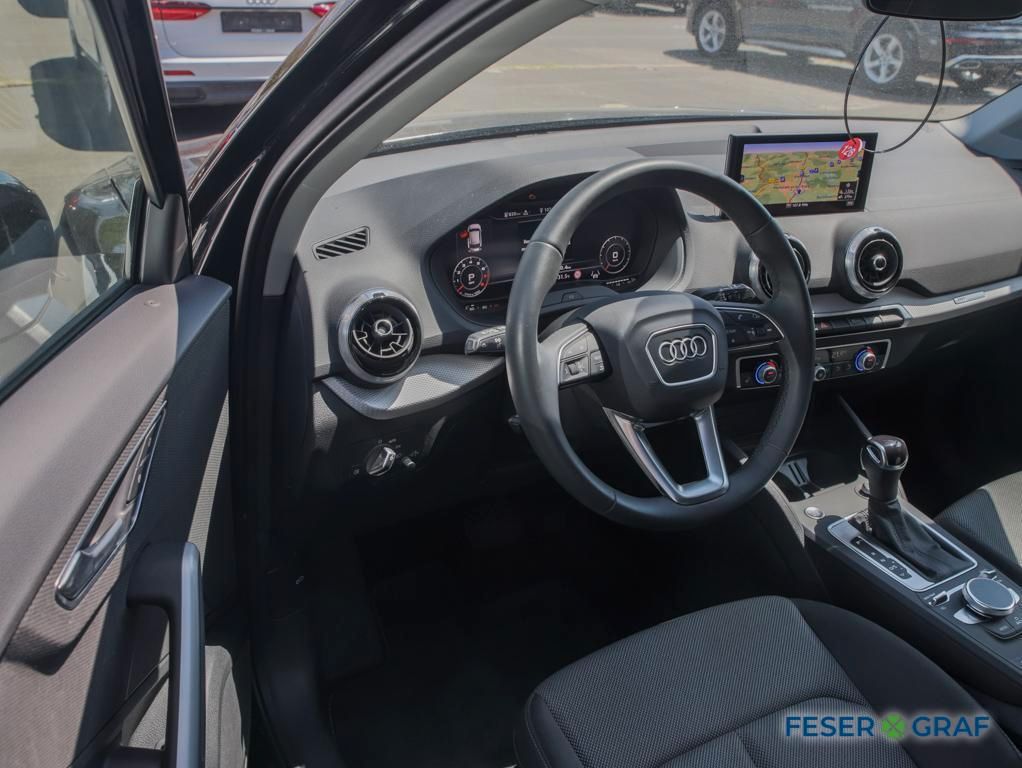 Audi Q2 2023 г. Чёрный, пробег 35500 км