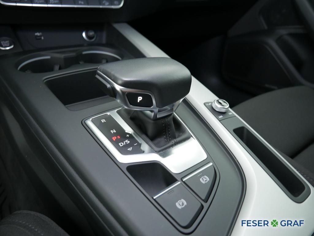 Audi A4 allroad 2023 г. Белый, пробег 43200 км