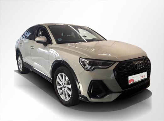 Audi Q3 2023 г. Серебристый, пробег 46100 км