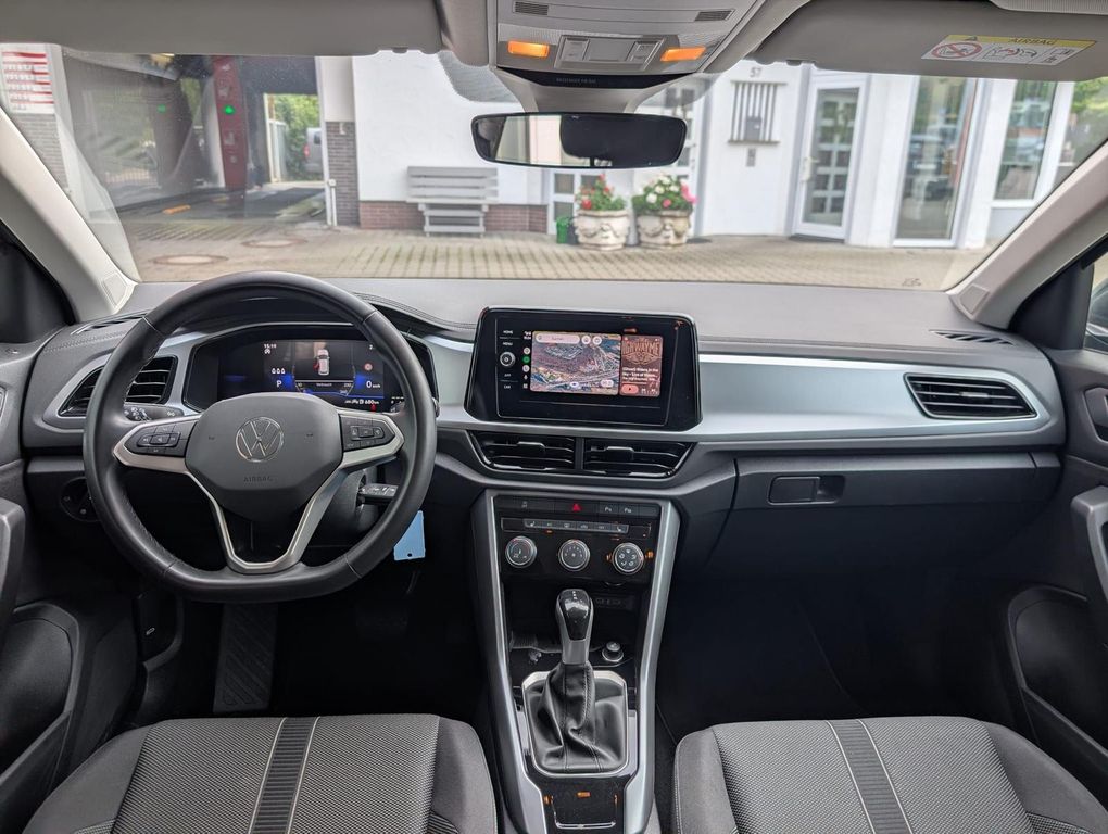 Volkswagen T-Roc 2025 г. Серый, пробег 49950 км