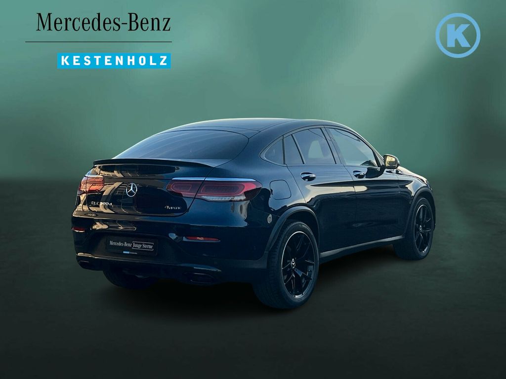 Mercedes-Benz GLC 300 2023 г. Синий, пробег 17450 км