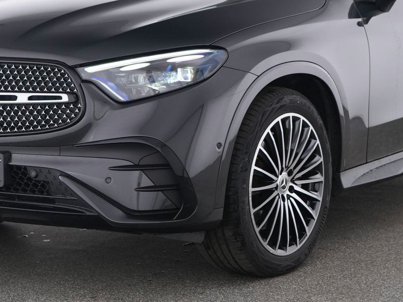 Mercedes-Benz GLC 300 2025 г. Серый, пробег 29914 км