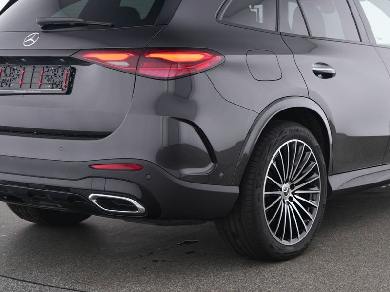 Mercedes-Benz GLC 300 2025 г. Серый, пробег 29914 км