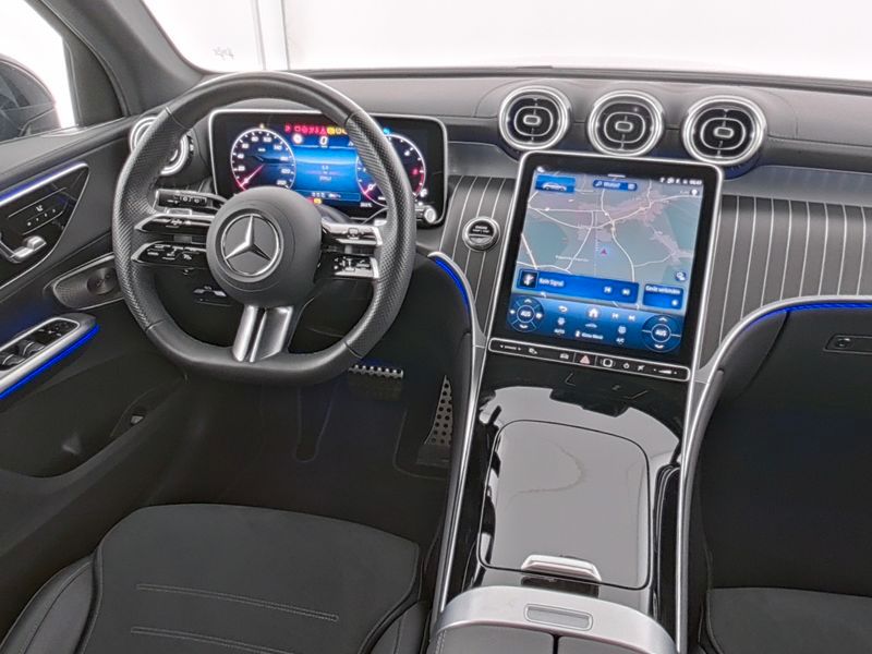 Mercedes-Benz GLC 300 2025 г. Серый, пробег 29914 км