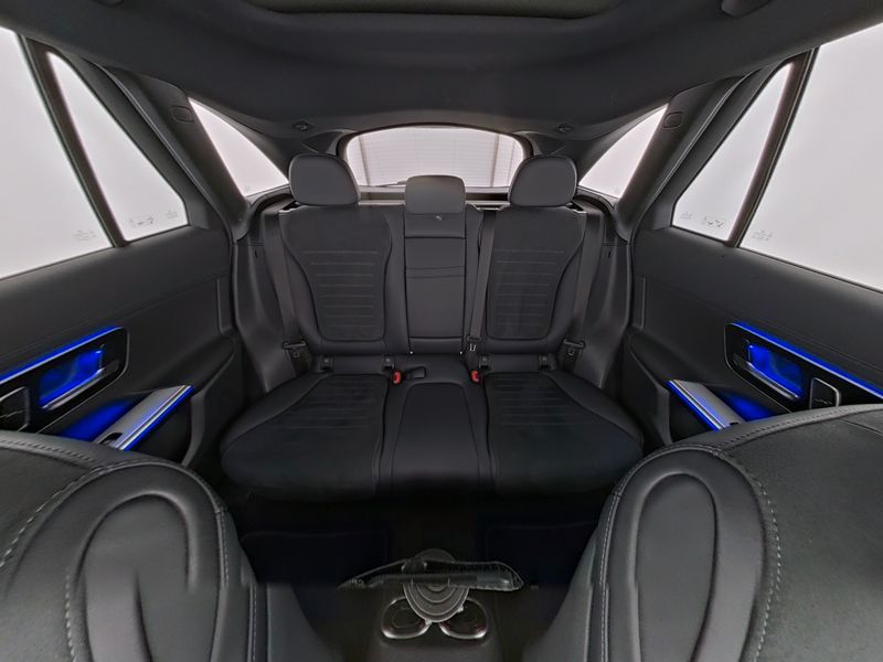 Mercedes-Benz GLC 300 2025 г. Серый, пробег 29914 км