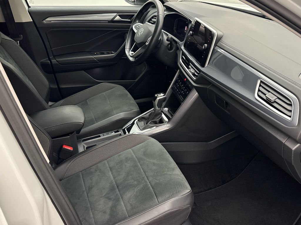 Volkswagen T-Roc 2022 г. Белый, пробег 34635 км