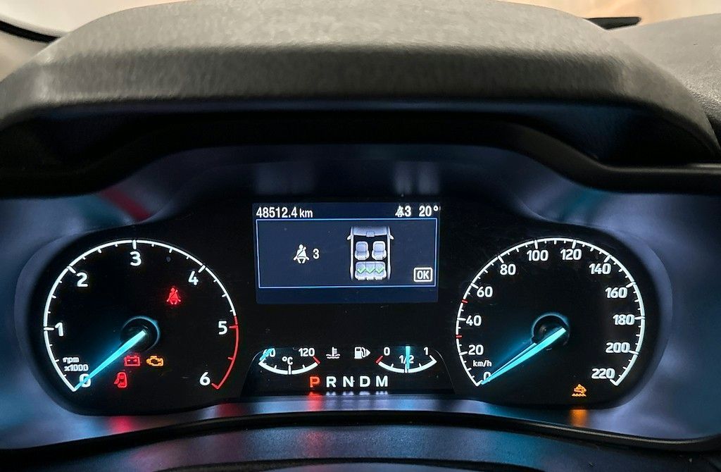Ford Tourneo Connect 2022 г. Белый, пробег 48600 км