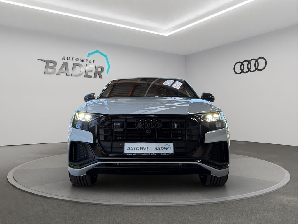 Audi Q8 2023 г. Белый, пробег 46016 км