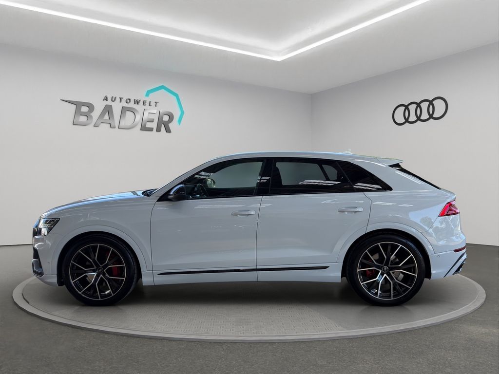Audi Q8 2023 г. Белый, пробег 46016 км