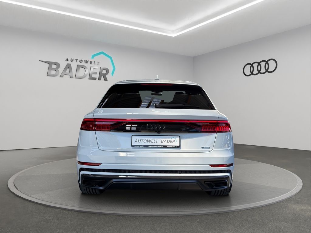 Audi Q8 2023 г. Белый, пробег 46016 км