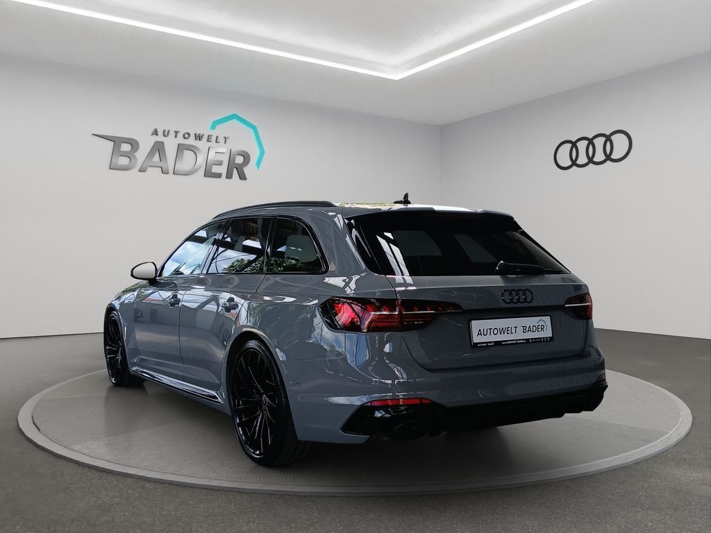 Audi RS4 2022 г. Серый, пробег 45719 км