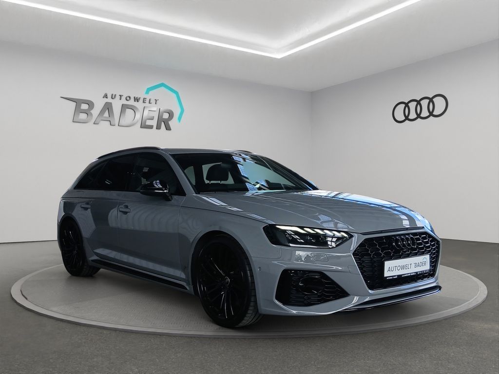 Audi RS4 2022 г. Серый, пробег 45719 км