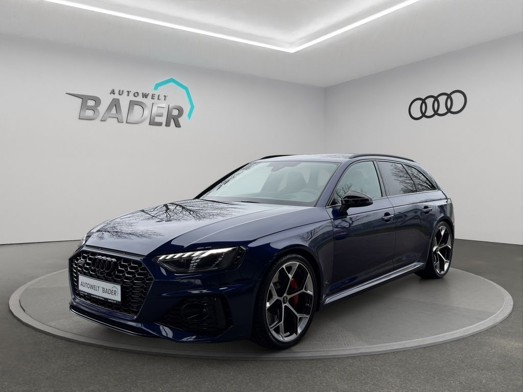 Audi RS4 2024 г. Синий, пробег 49274 км