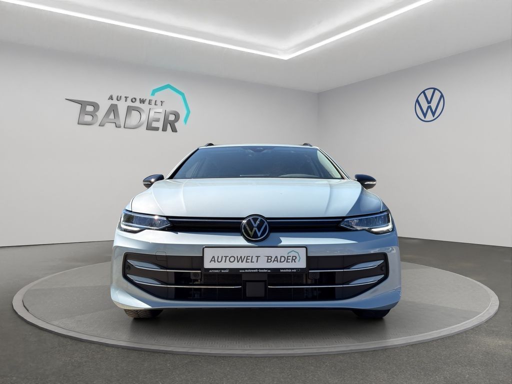 Volkswagen Golf 2025 г. Синий, пробег 27913 км