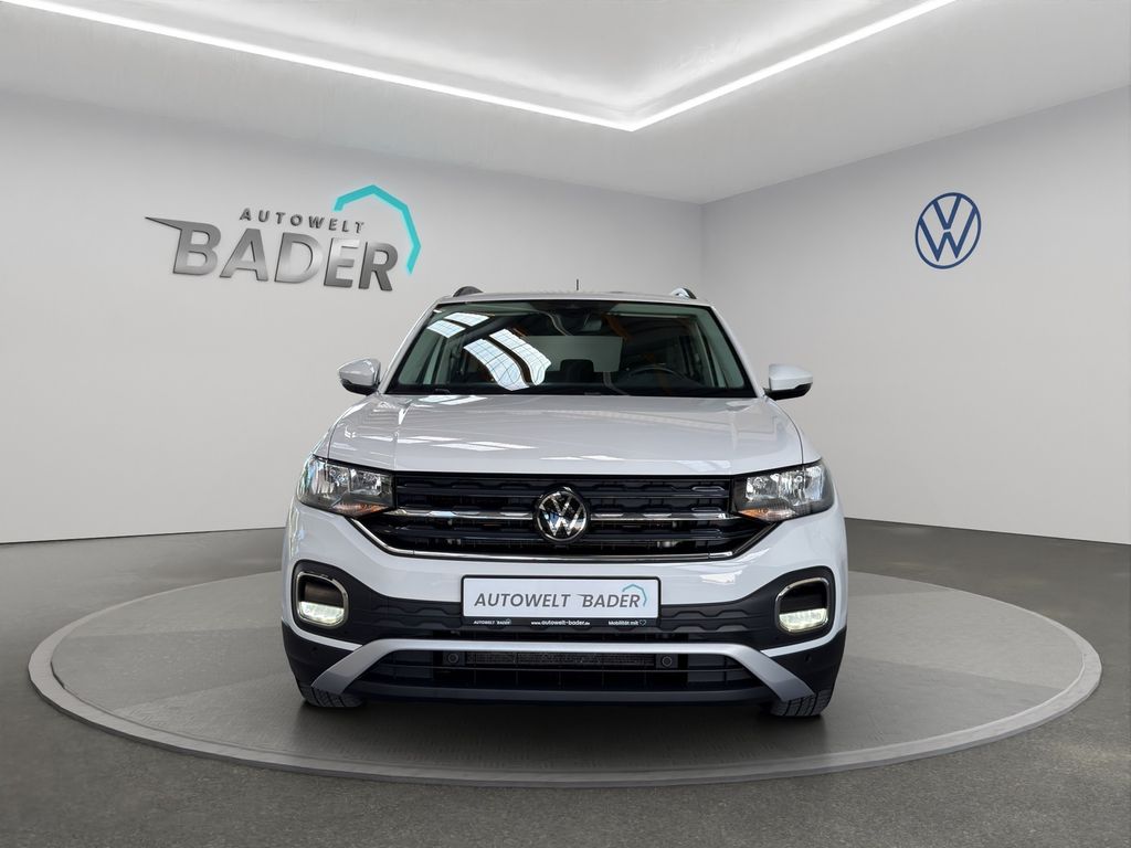 Volkswagen T-Cross 2024 г. Белый, пробег 42020 км